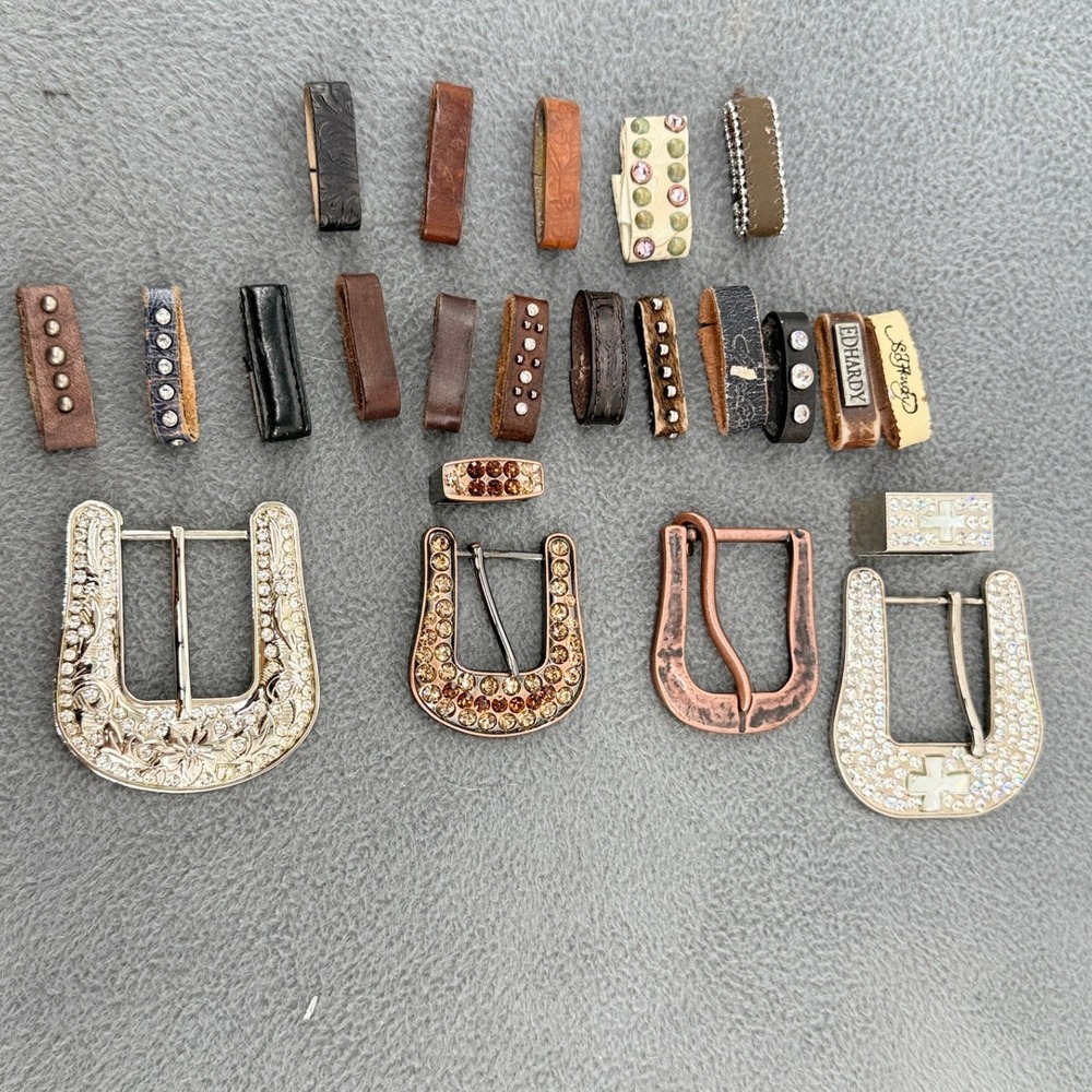 23 Pc Mixed Belt Buckle & Leather Keeper Lot Kippys Ed Hardy Rhinestone Western